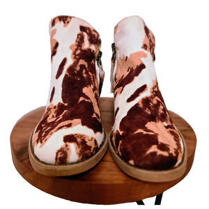 Cowgirl Gianni Bini Boots Women's 8 Calf Hair Brown and White Zip Side Western